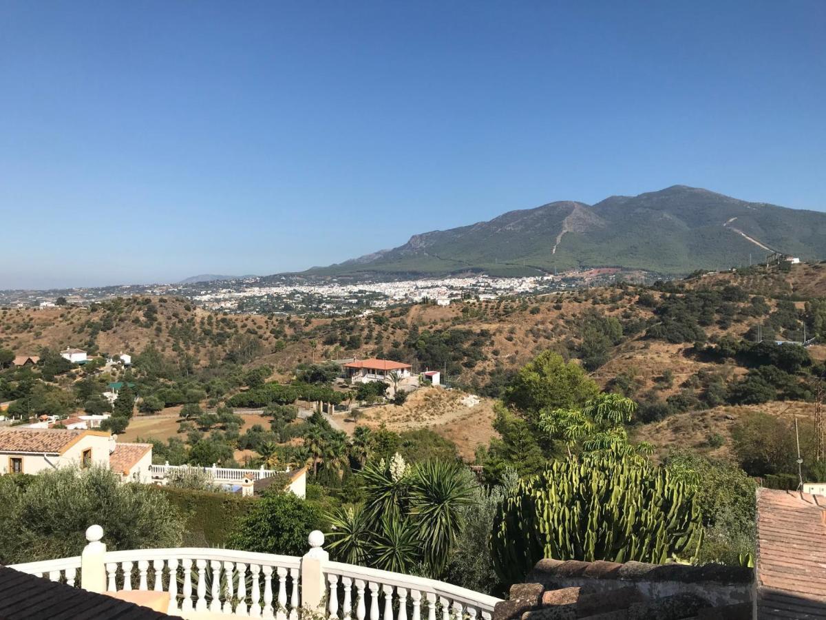 Studio Views Apartment, Cortijo Fruitful Hills 말라가 외부 사진